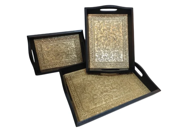 Wooden tray with brass work - Set of 3 - Image 2
