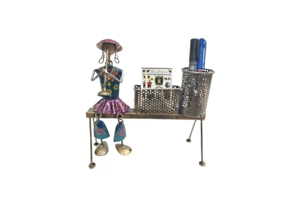 Iron Decorative Man with Hanging Legs Card and Pen Stand - Image 2