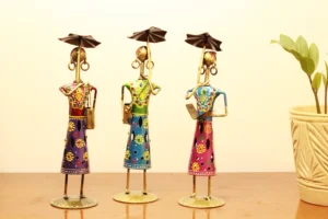 Iron Decorative umbrella lady - Set of 3